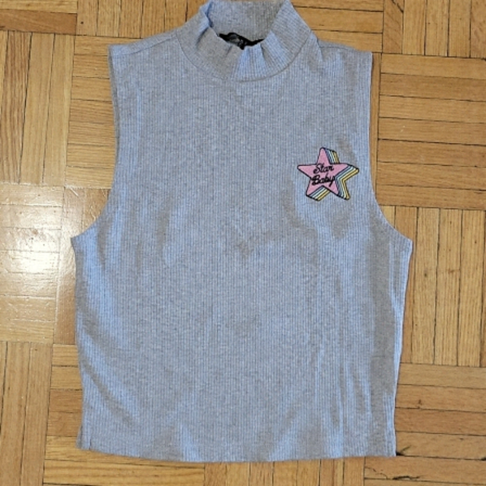NWOT FOREVER 21 Crop top S
